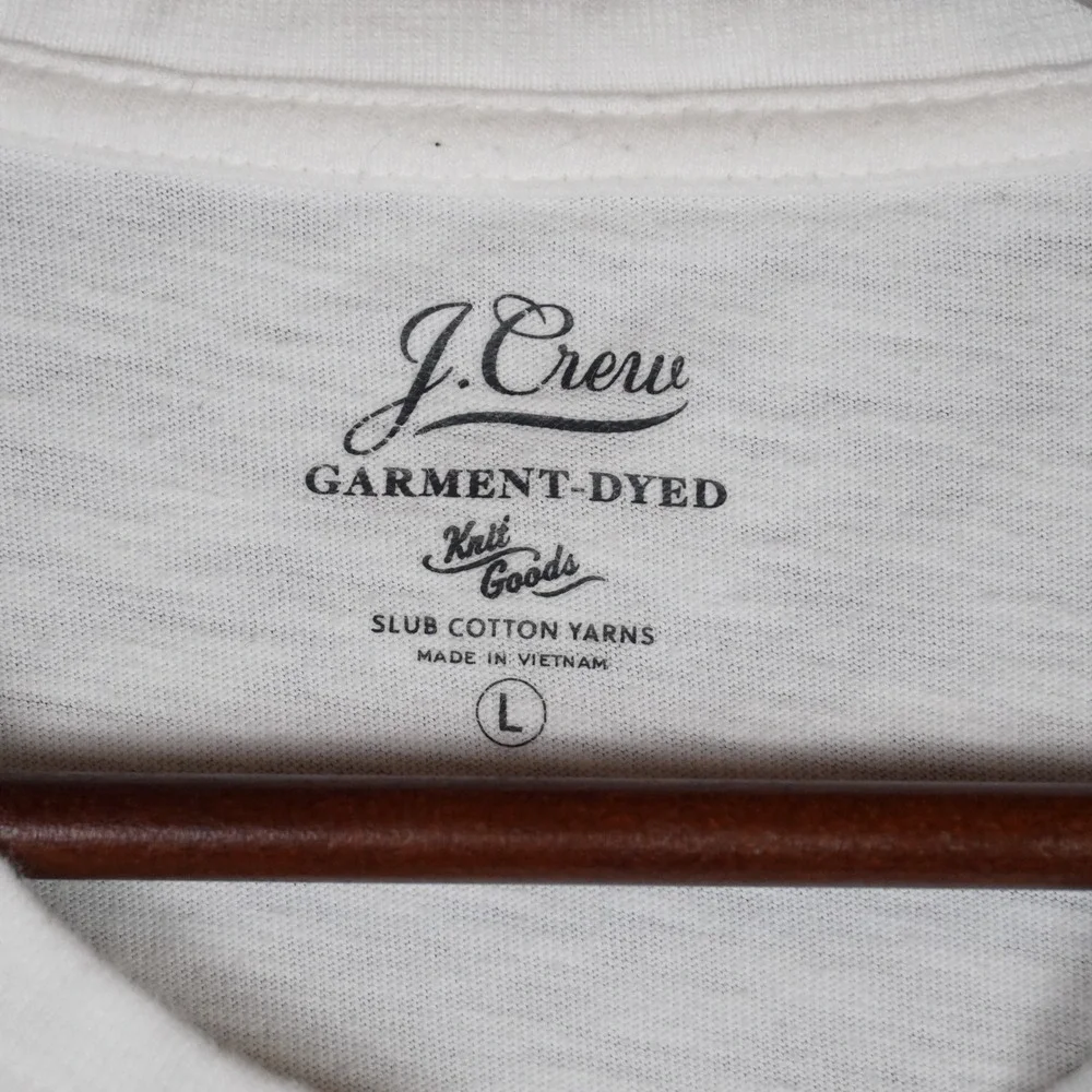 J. Crew Slub Cotton Yarns Long Sleeve Pocket Tee Mens L White Garment Dyed Shirt